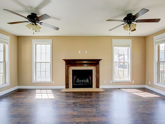 3rd image of 3776 Suiter Rd