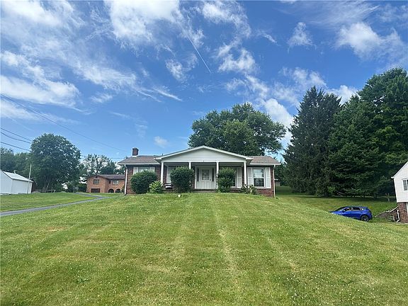 2nd image of 129 Camp Meeting Rd