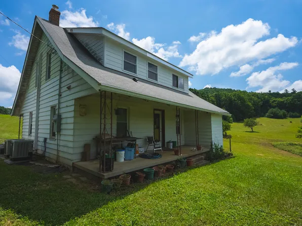210 Weeks Rd NW, Floyd, VA 24091