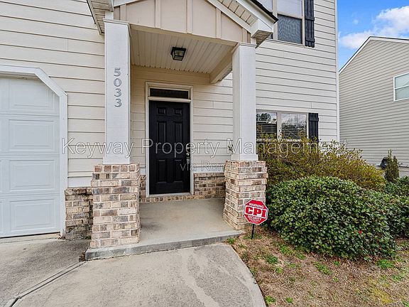 2nd image of 5033 Vine Ln
