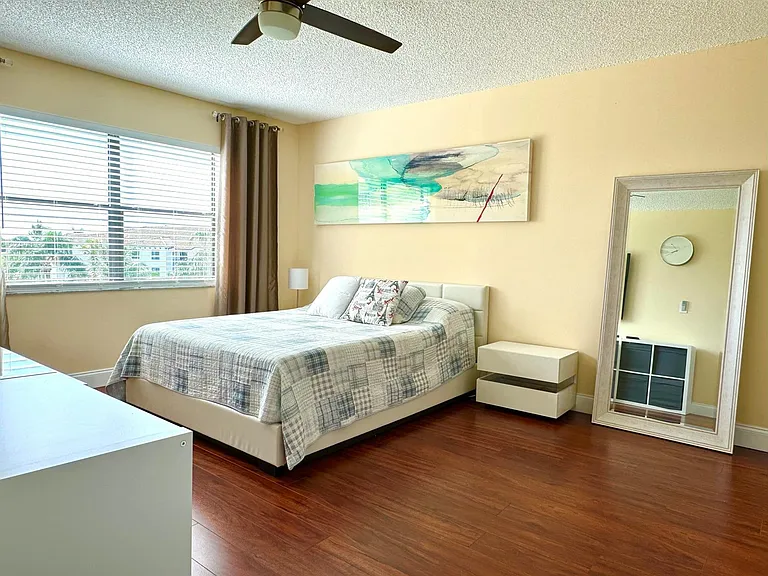 9355 SW 8th St #417 — Photo 1