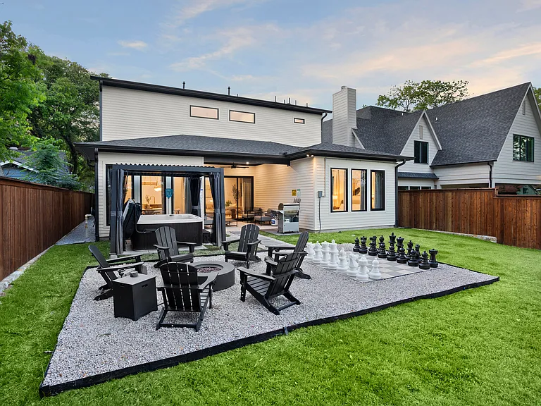 8922 San Benito Way — Photo 1