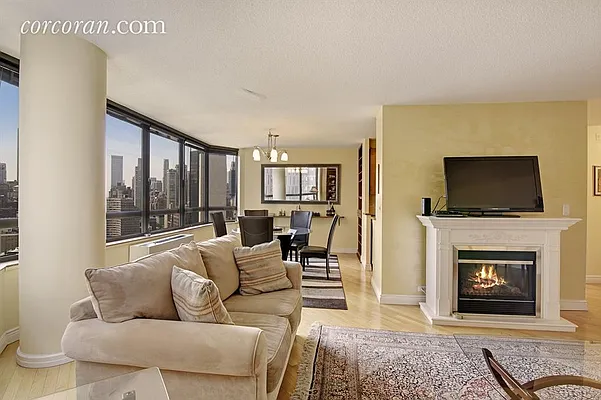 Sold by Corcoran | media 2