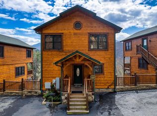 852 Resort Way, Gatlinburg, TN 37738
