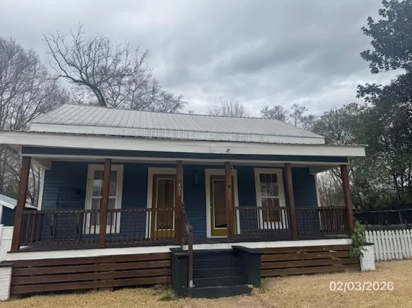 403 Main St, Ellisville, MS 39437