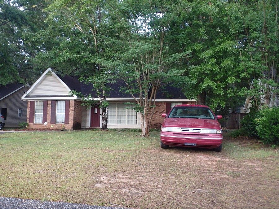 2nd image of 751 Copperfield Dr W