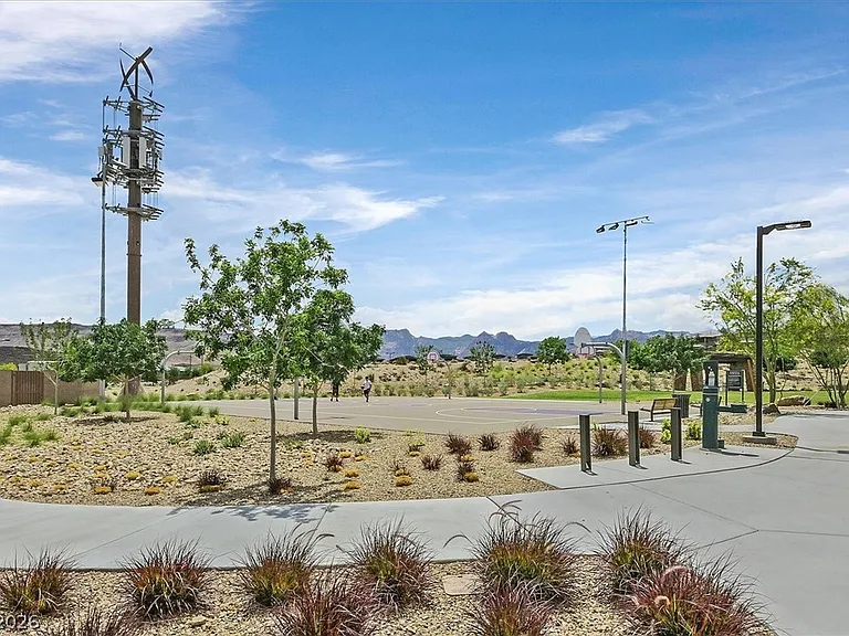 921 Cirrus Cloud Ave — Photo 31