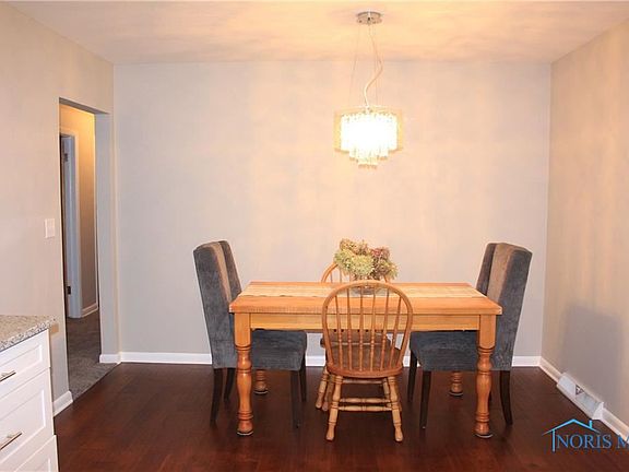 5th image of 6899 William Dr