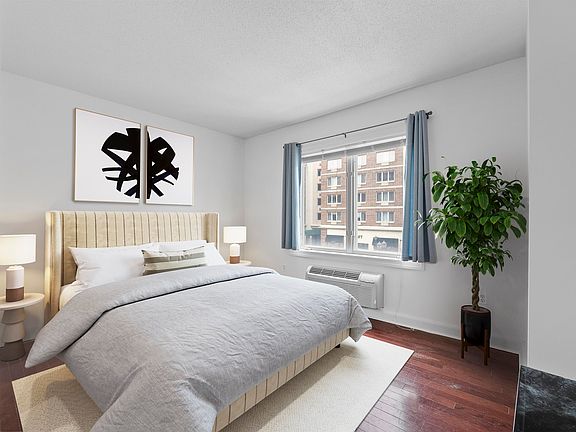 2nd image of 5112 City Pl #5112