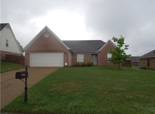 45 Penny Ln, Oakland, TN 38060