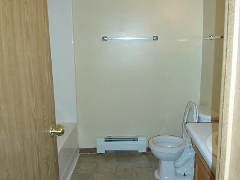 3325 Agin Ct NE — Photo 9
