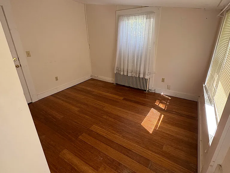 93 Seymour St #1 — Photo 3