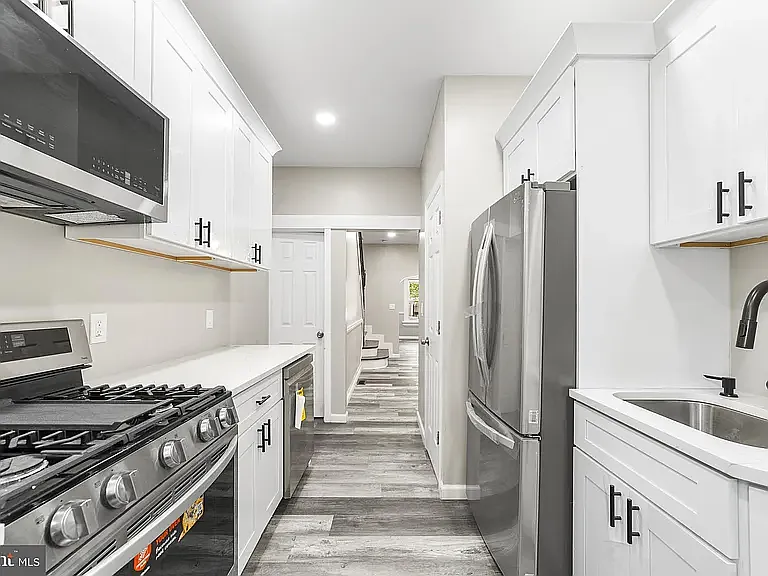 491 Stuyvesant Ave — Photo 10