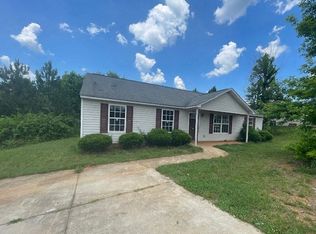 208 Riverbreeze Rd, Greenville, SC 29611