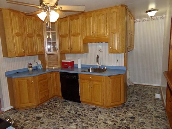 3rd image of 805 Wildwood Ave