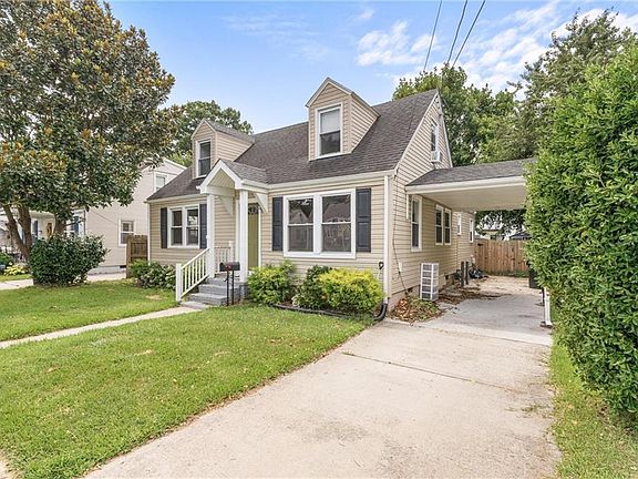 2nd image of 325 E Lorengo Ave