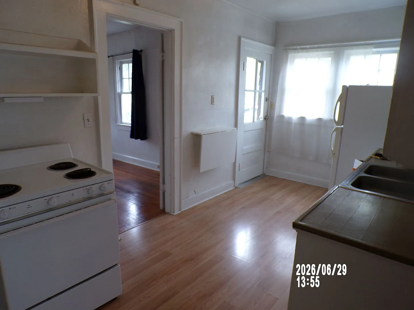 316-02 - 311 - 317 - 321 - 322 - 327 - 329 NW 18th St. Corvallis, OR 97330 — Photo 2