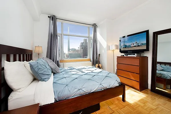 Rented by Keller Williams NYC | media 2