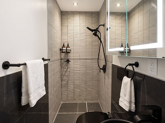 5th image of 248 Mott St #13-14