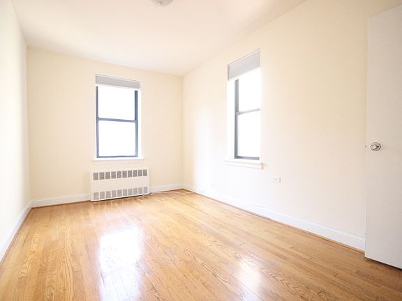 4th image of 155 W 81st St APT 6G