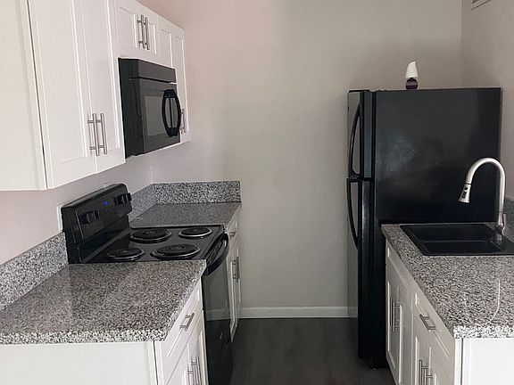 4th image of 3030 N Edith Blvd #0