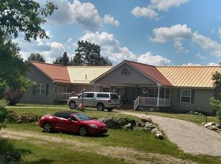 1135 Federal Ave, Houghton Lake, MI 48629