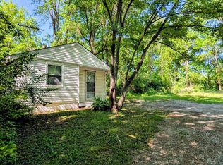 1910 S Calhoun St, Griffith, IN 46319