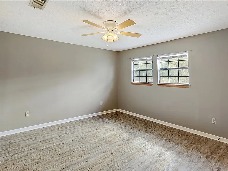 221 Brendalwood Blvd — Photo 23