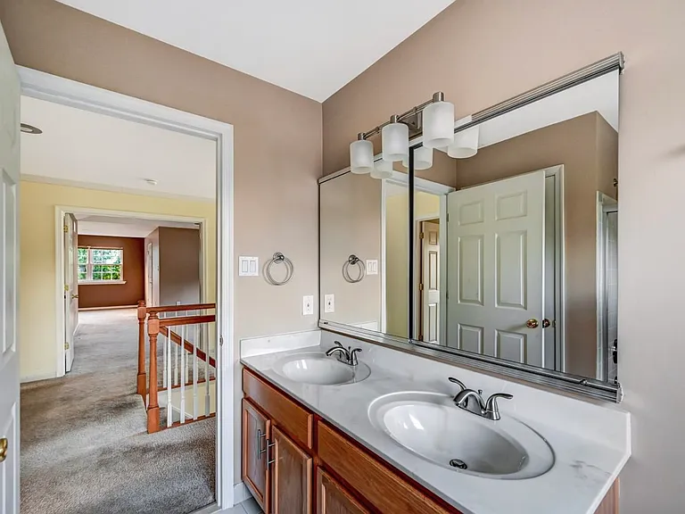 115 Daffodil Dr — Photo 39