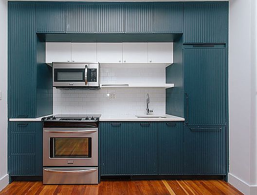 4th image of 180 Bainbridge St APT 104