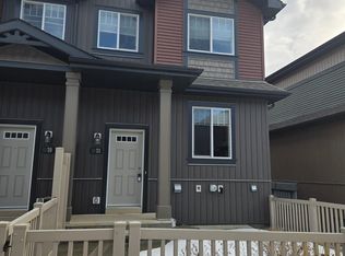 3305 Orchards Link SW #71, Edmonton, AB T6X 2H1