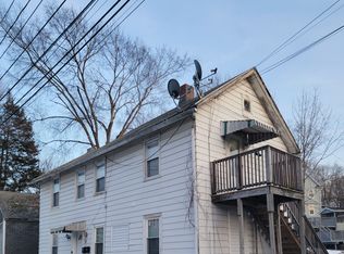 20 8th St #2, Derby, CT 06418