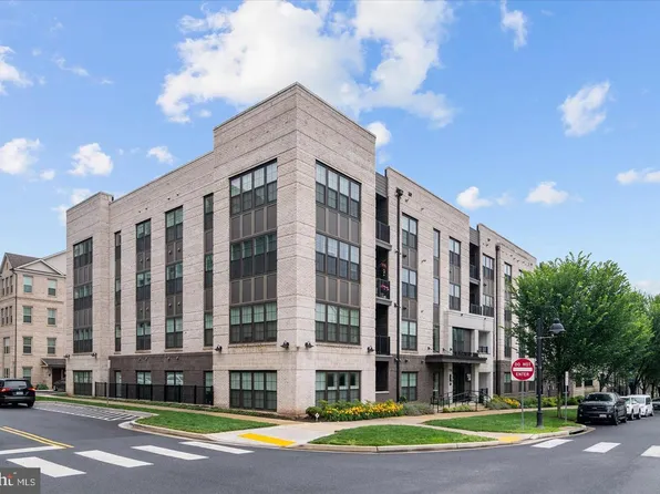 250 Decoverly Dr Unit 325, Gaithersburg, MD 20878