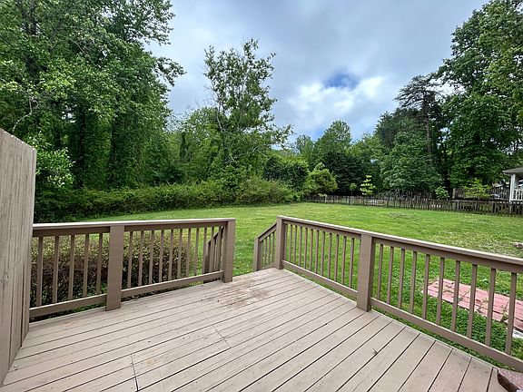 5th image of 908 Murrell Rd #A