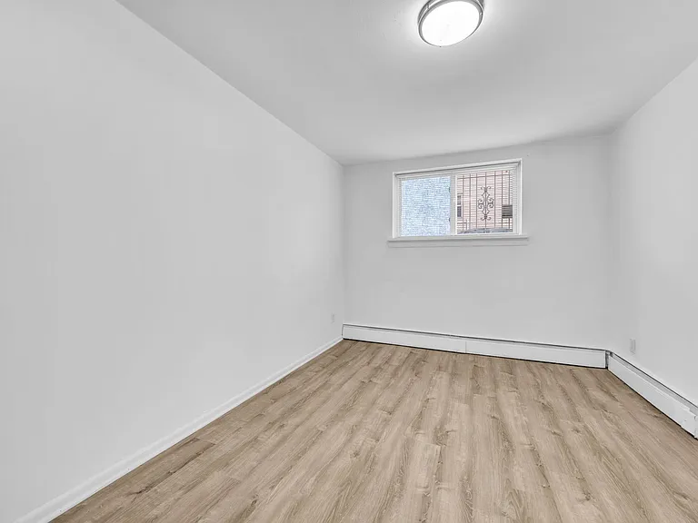 115 Orchard St — Photo 6