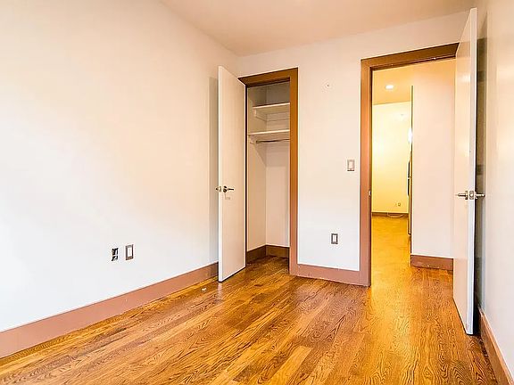 4th image of 116 Jefferson St APT 2-R