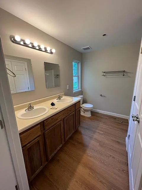 2 bed, 995 sqft, $1,025 — Photo 4