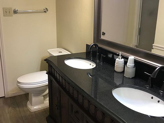 4th image of 3101 Townbluff Dr APT 923