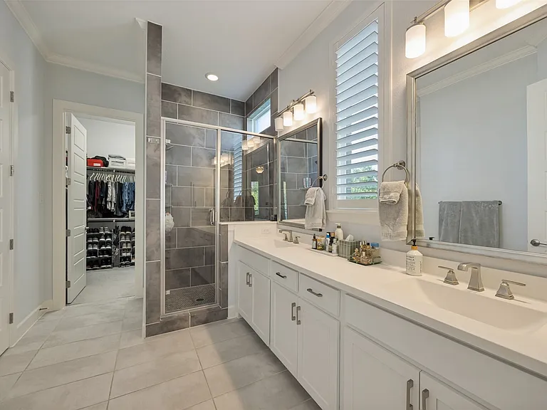 7859 Minglewood Ln — Photo 8