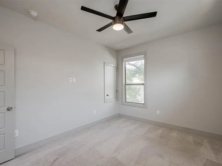 2612 Willow St #B — Photo 19