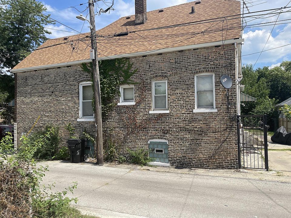 2nd image of 649 E 78th St