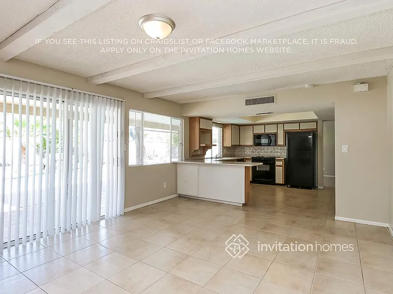 12042 N 28th Pl — Photo 6