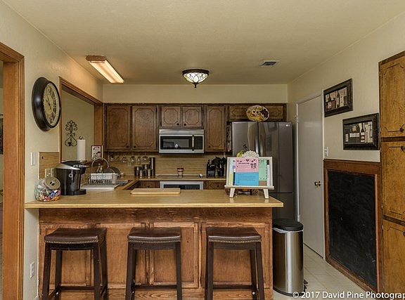 5th image of 503 Brownwood Dr