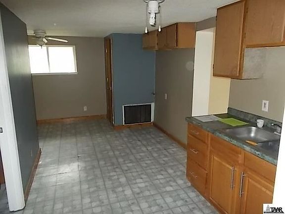 4th image of 46 Vilas St
