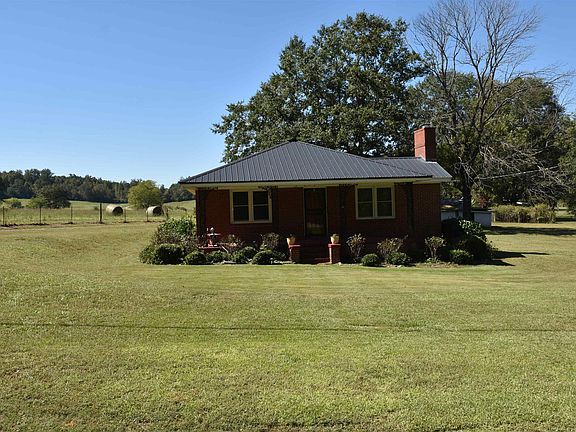 3rd image of 4585 Oldfield Rd