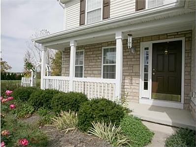2nd image of 585 Clifden Ct
