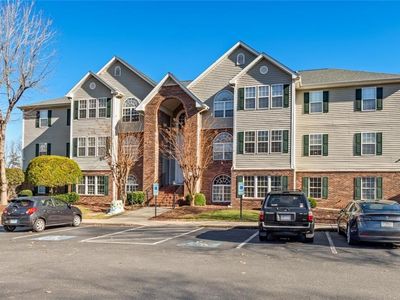 523 Scholastic Ct, Winston Salem, NC, 27106