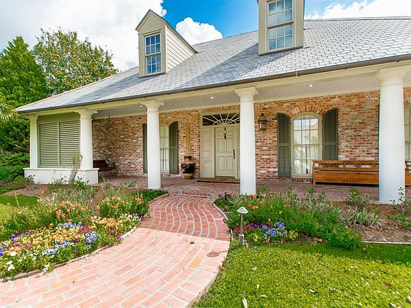 2nd image of 2331 Dove Hollow Dr