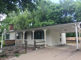 19146 Cathy Ln, Council Bluffs, IA 51503