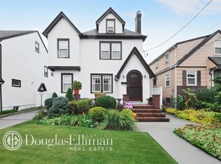 274 Spruce St, West Hempstead, NY 11552